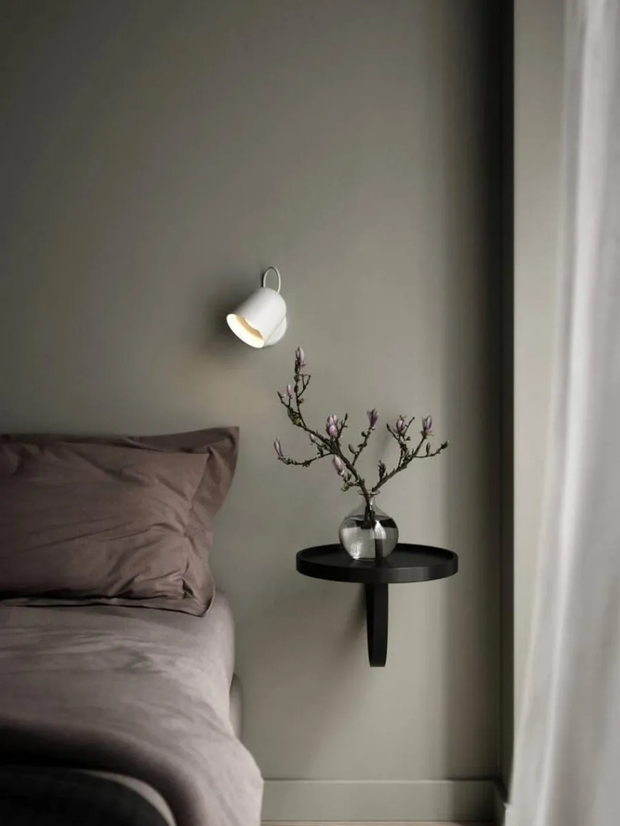 New DFTP Angle vegglampe med USB - Hvit