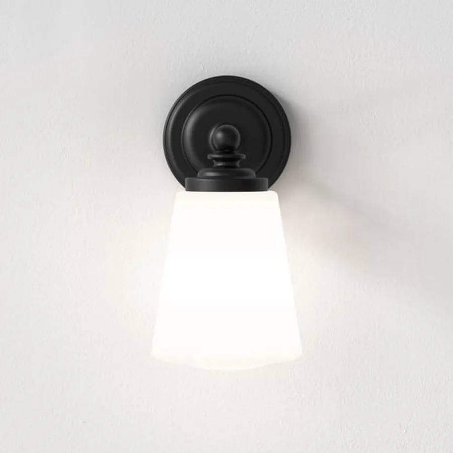 Hot Astro Lighting Anton vegglampe for baderom IP44
