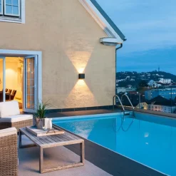 Best Sg Armaturen As Artes Midi vegglampe opp/ned utendørs 32W 3000K Dimbar Svart