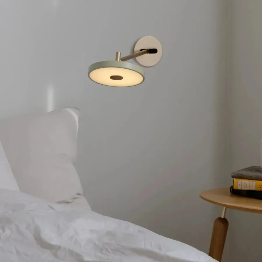 Umage Asteria vegglampe lang til skjult anlegg