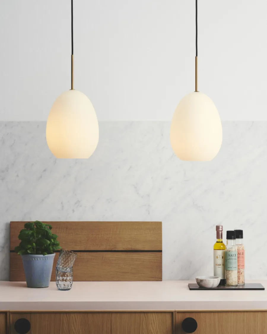 Sale Halo Designs Bodø takpendel 20 cm - hvit Opal
