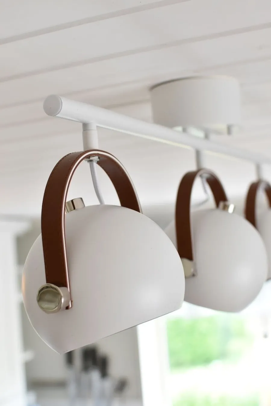 Best Aneta Lighting Bow taklampe - Hvit/Brun Svart