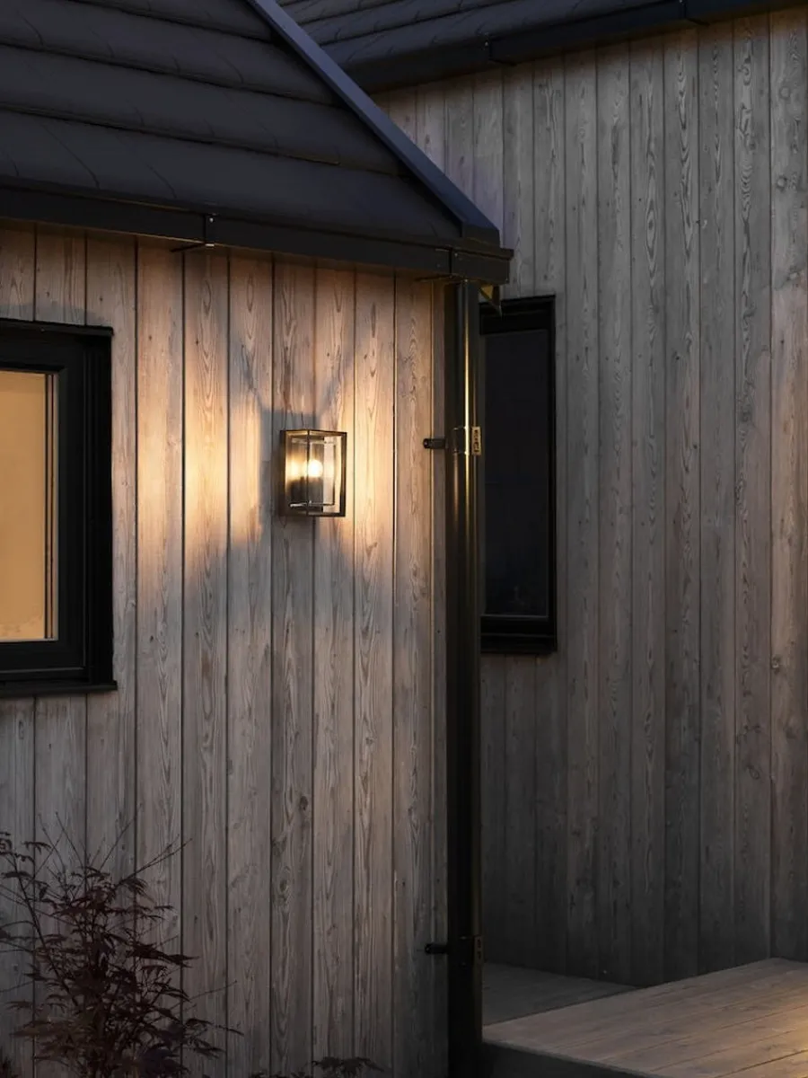 Outlet Konstsmide Brindisi mini vegglampe utendørs IP54 E27 - Svart