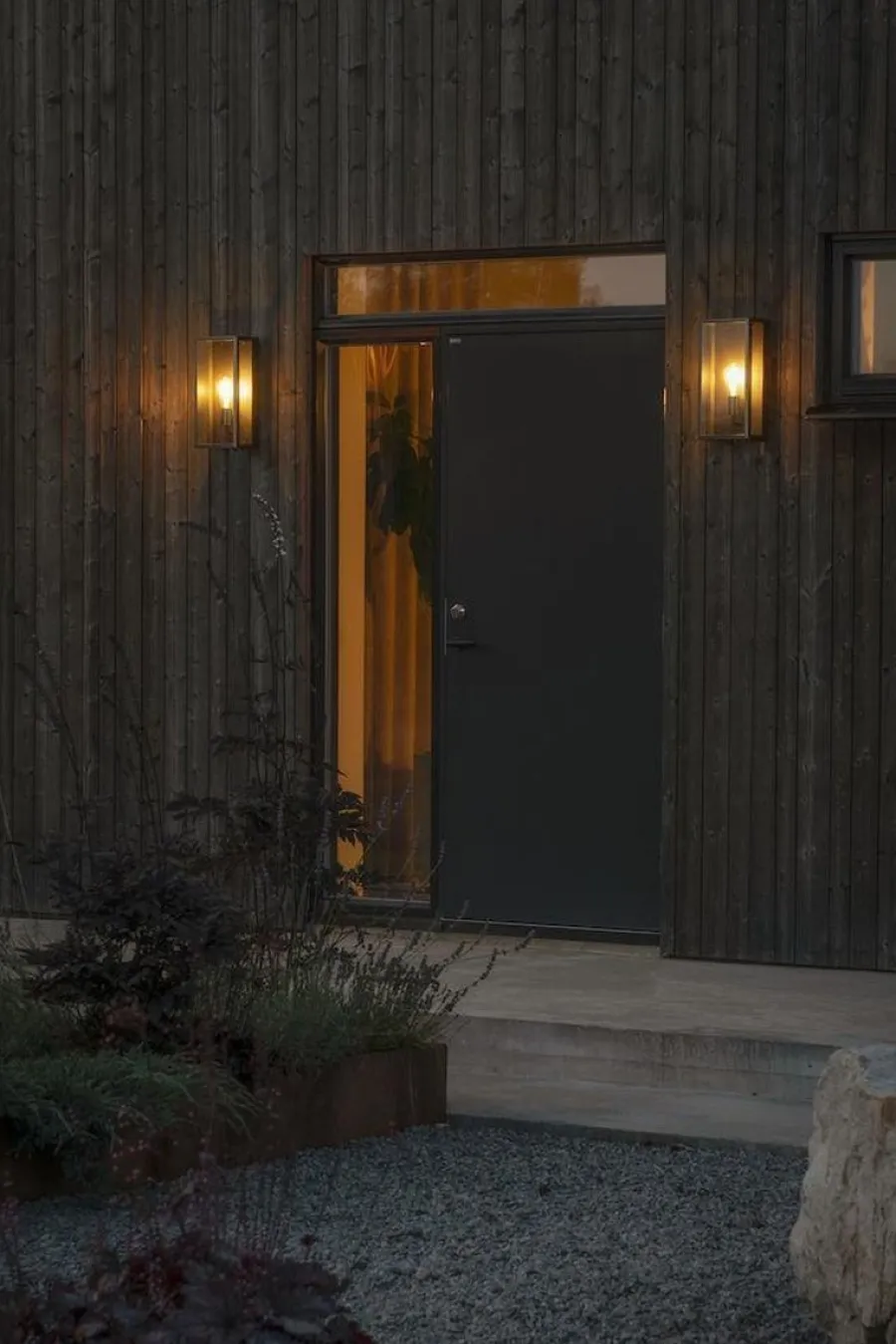 Best Konstsmide Carpi vegglampe utendørs IP44 - Svart/Klart glass Svart / Klar