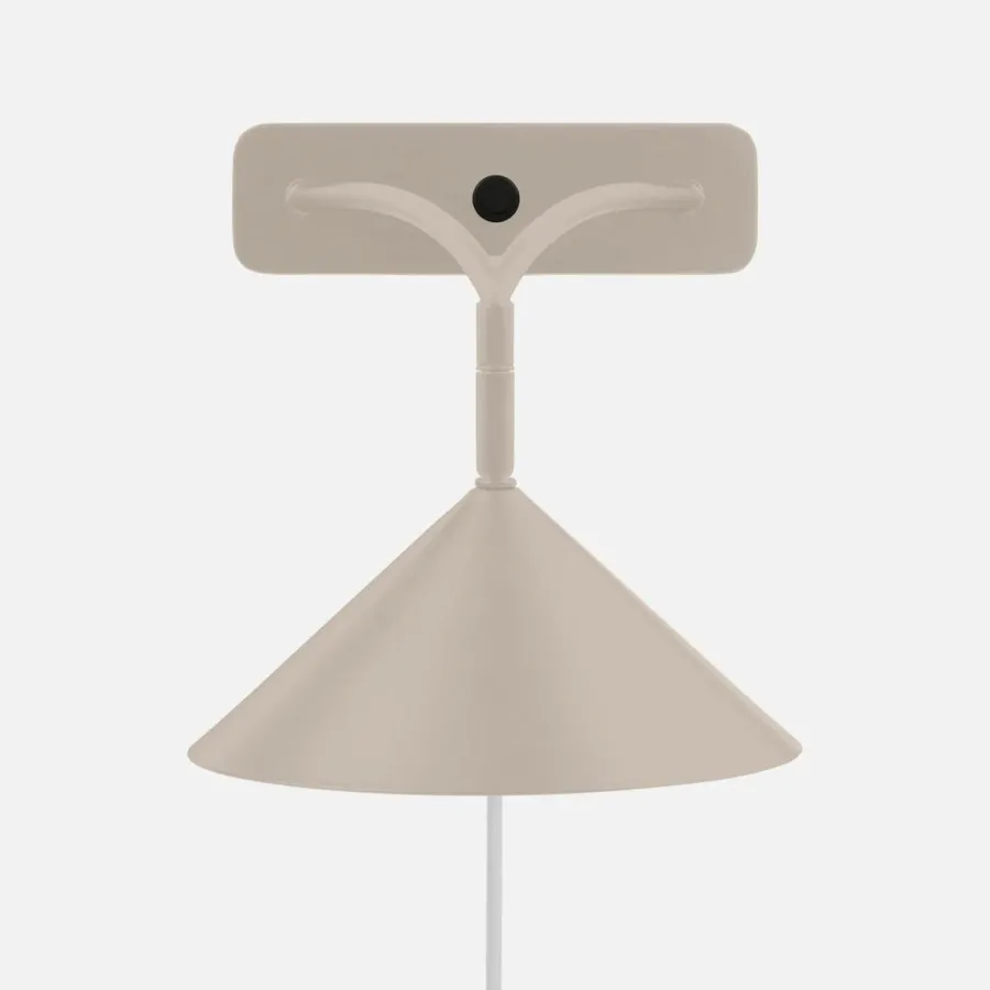 Hot Globen Lighting Curve vegglampe Svart