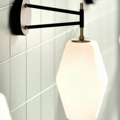 Sale Northern Dahl vegglampe Svart / Opal