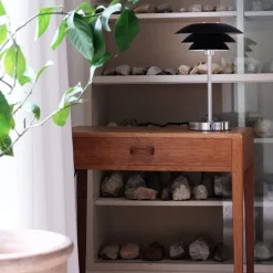 Sale Dyberg Larsen DL20 bordlampe - Krom/Svart Krom / Svart
