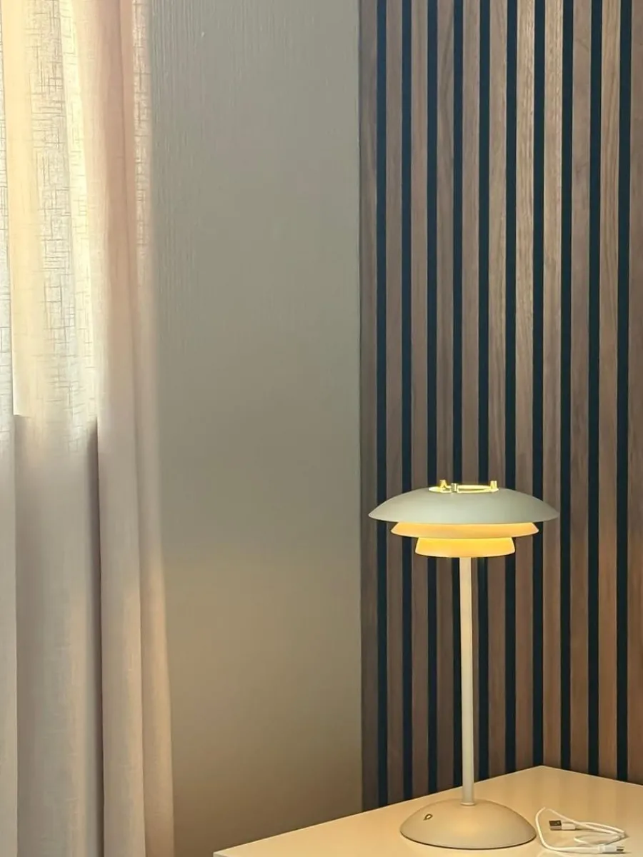 Aneta Lighting Epsilon oppladbar bordlampe