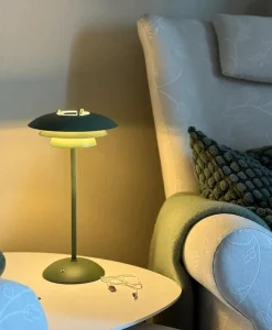Aneta Lighting Epsilon oppladbar bordlampe