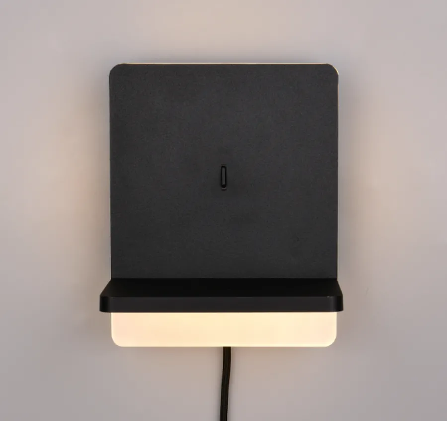 Trio Lighting Fairfield vegglampe 9W 3000 Kelvin med USB - 3-step dim