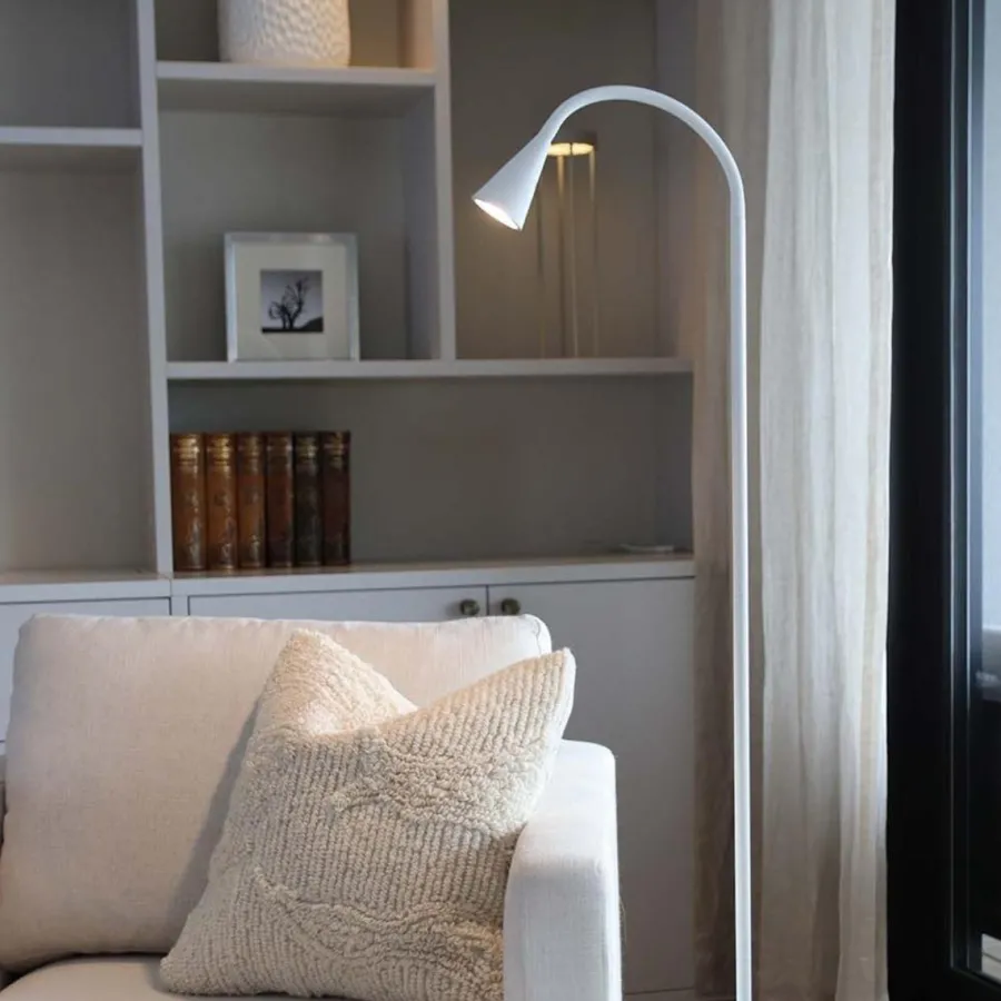 Outlet Luminor Flex gulvlampe