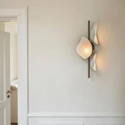 Clearance Nuura Florii 3 vegglampe Bronse/Hvit