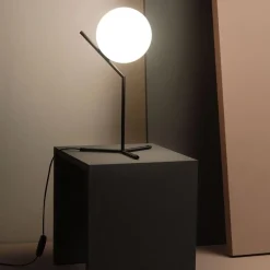 Online Flos IC T1 bordlampe høy