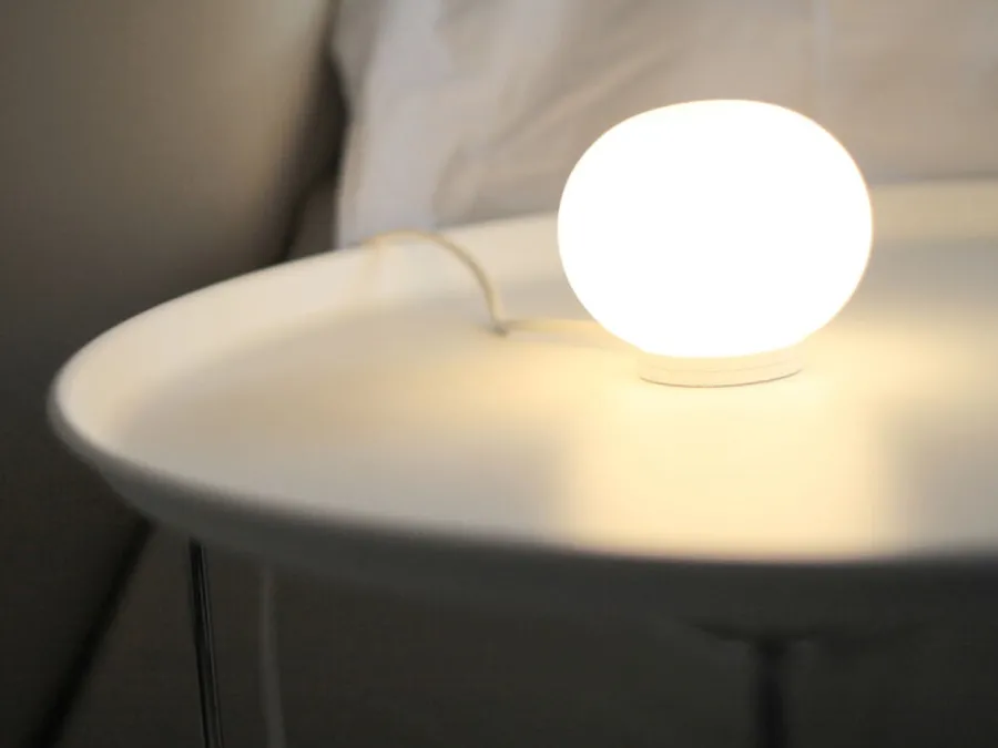 Discount Flos Mini Glo-Ball bordlampe 11cm med Av/På-bryter Opal