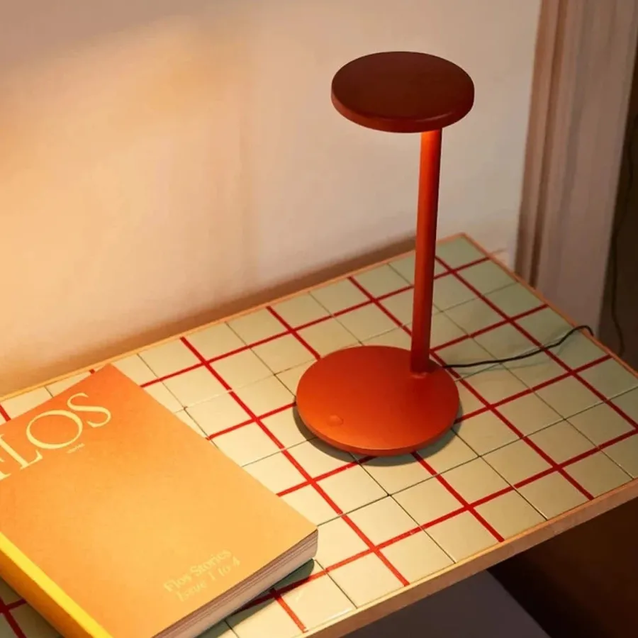 Online Flos Oblique bordlampe