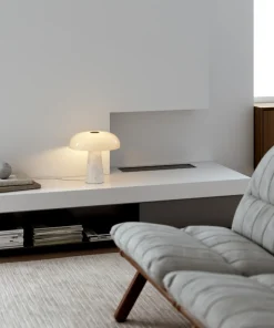Sale DFTP Glossy bordlampe Marmor - Opalhvit Messing / Hvit