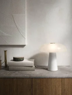 Sale DFTP Glossy bordlampe Marmor - Opalhvit Messing / Hvit