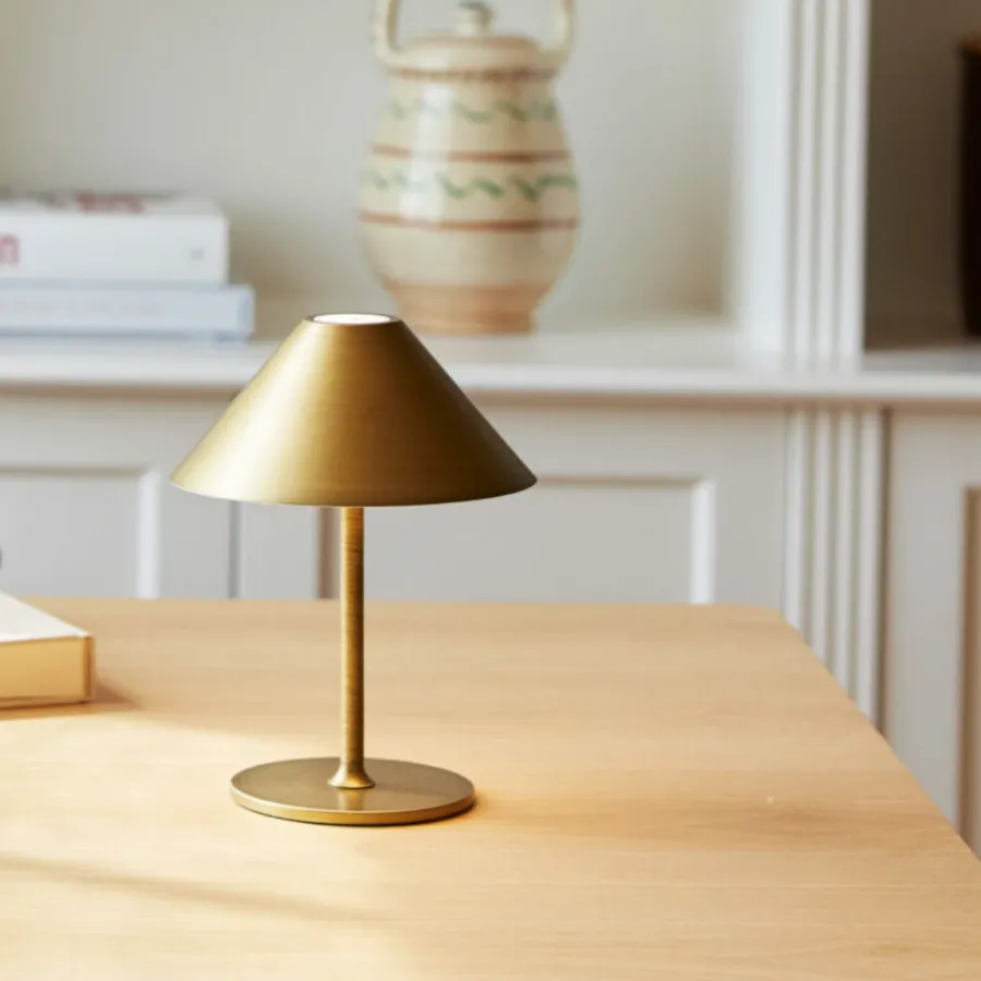Online Halo Designs Hygge bordlampe 15 oppladbar - Antikk Messing