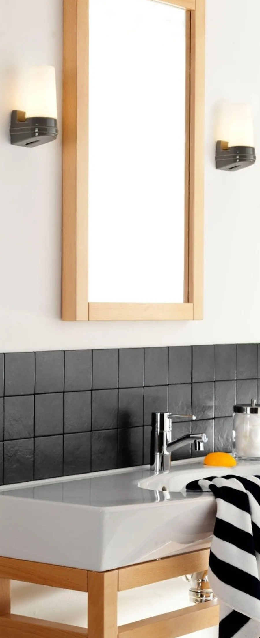 Discount Ifø Electric Ifø Bernadotte enkel vegglampe IP44