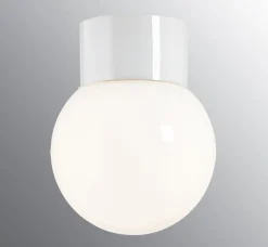 Ifø Electric Ifø Classic Glob 15 cm taklampe 6W led IP54 - Hvit/Opal glass