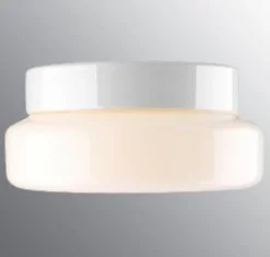 Clearance Ifø Electric Ifø Classic taklampe 24 cm IP44 Hvit