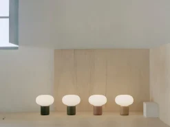 Sale New Works Karl-Johan bærbar bordlampe - Svart