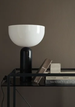 New Works Kizu bordlampe - marmor - L Svart