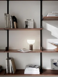 New New Works Kizu Portable bordlampe - marmor Grå
