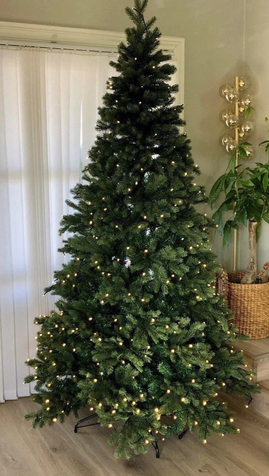 Best Trend Collection Kunstig juletre 180 cm 40% PE og 60% PVC 300 LED varmhvit Grønn