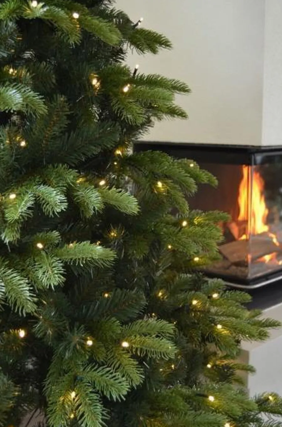 Clearance Trend Collection Kunstig juletre med lys 210cm Grønn