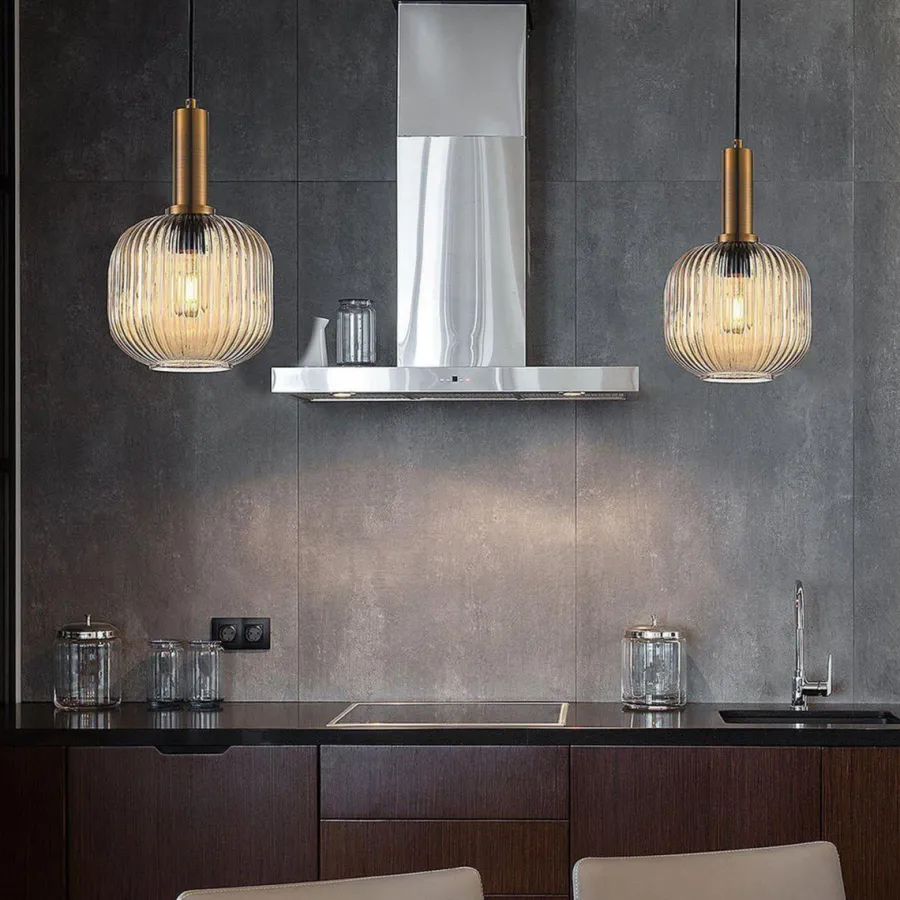 Design by Grönlund Lantern takpendel - Messing/Amberfarget glass Messing / Amber