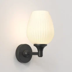 Best Astro Lighting Liberty vegglampe for baderom IP44