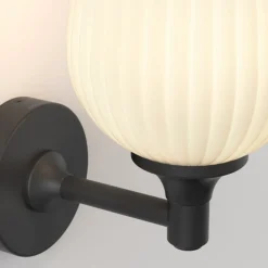 Best Astro Lighting Liberty vegglampe for baderom IP44