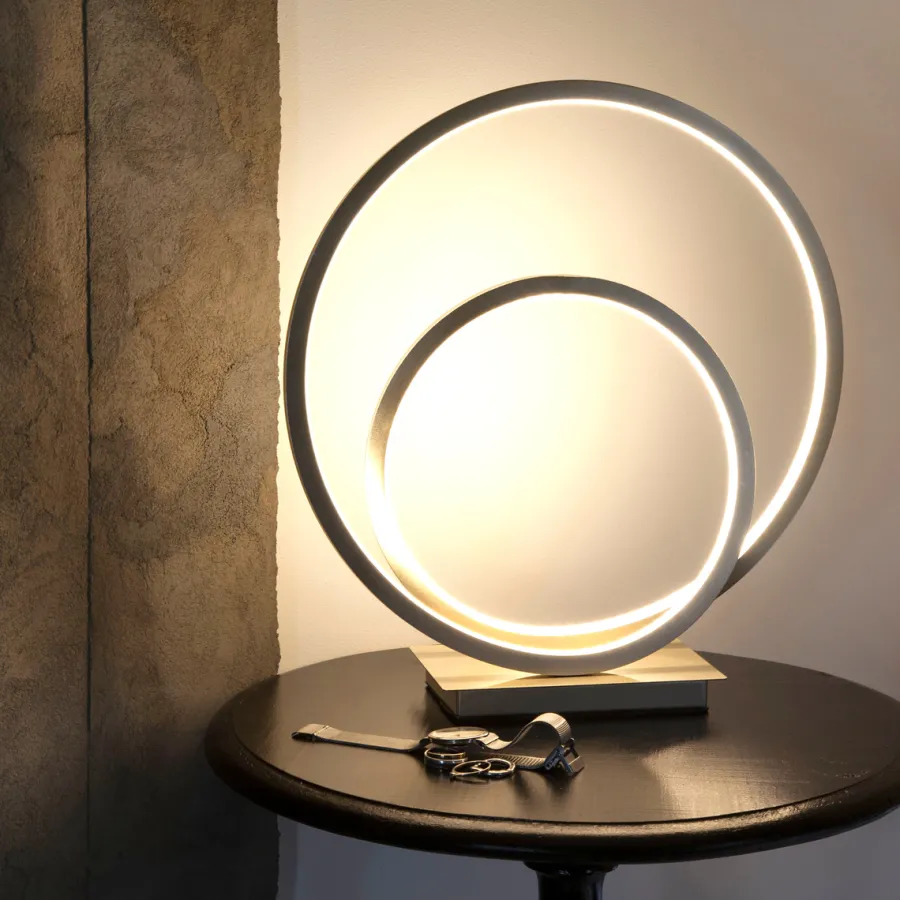 Online Aneta Lighting Loop bordlampe