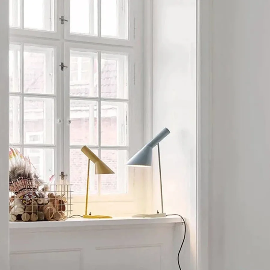 Discount Louis Poulsen AJ Mini Bordlampe
