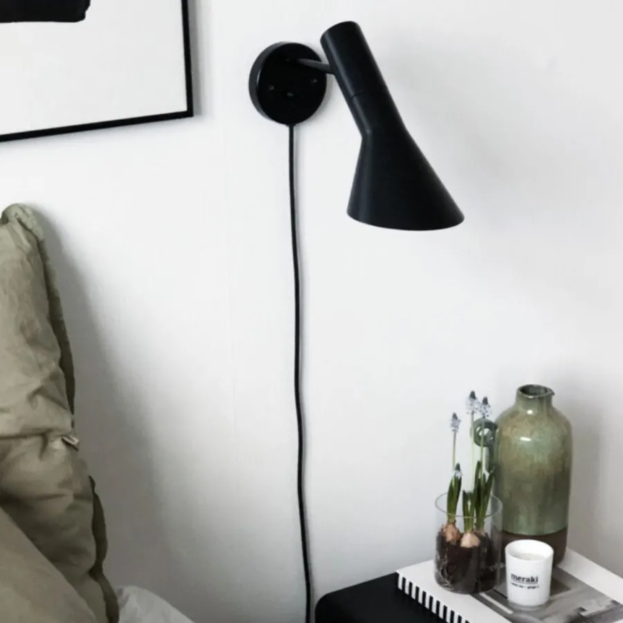 Clearance Louis Poulsen AJ Vegglampe