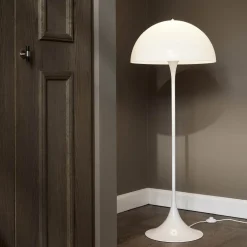 Sale Louis Poulsen Panthella gulvlampe Hvit / Opal