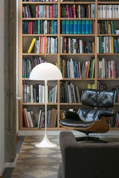 Sale Louis Poulsen Panthella gulvlampe Hvit / Opal