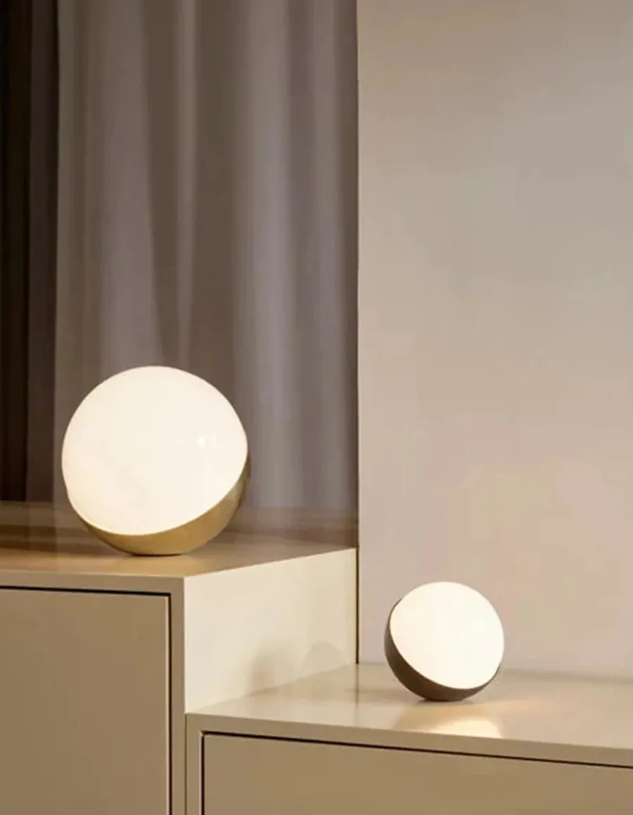 Clearance Louis Poulsen VL Studio 320 bord / gulv