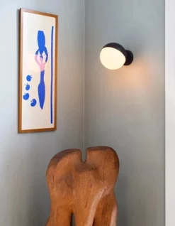 Outlet Louis Poulsen VL Studio Vegglampe u/ledning Svart / Opal