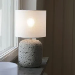 Outlet Marksløjd Montagna bordlampe 32 Hvit/grå