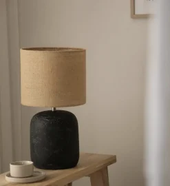 Online Marksløjd Montagna bordlampe 45 - Svart/ Natur