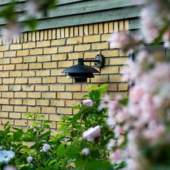 Outlet Dyberg Larsen Morph D30 utendørs vegglampe IP44 - Svart