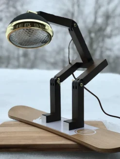 Outlet Piffany Copenhagen Mr. Wattson bordlampe, Limited Edition - Svart og messing Brun / Messing