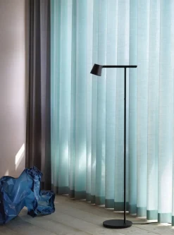 Discount MUUTO Tip gulvlampe Svart