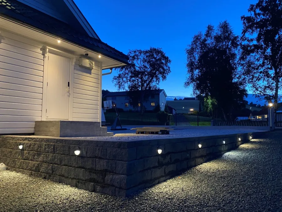 Online NorDesign Nerine 140 vegglampe utensdørs 3,2W coloure switch 3000/4000K IP65 - grå Antrasitt