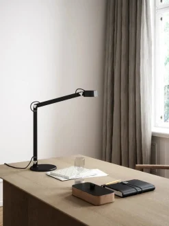 New DFTP Nobu bord/vegglampe 9W LED dimbar - Svart