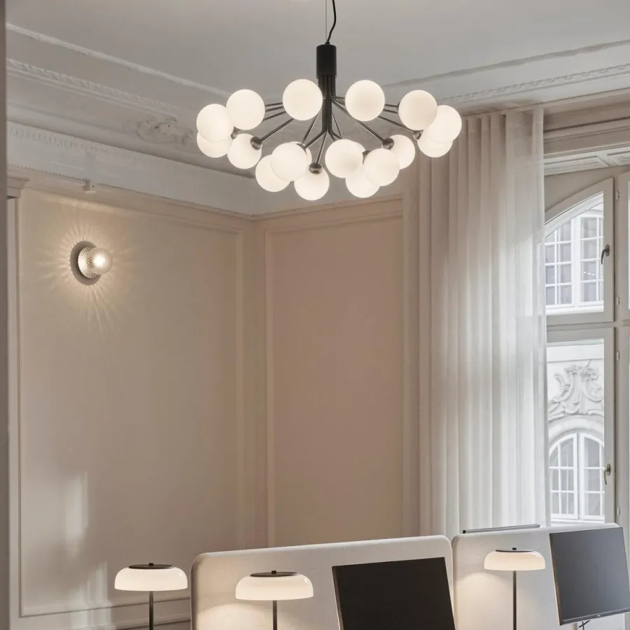 Hot Nuura Apiales 18 satin svart/opal Svart / Opal