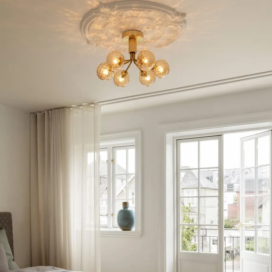 Discount Nuura Apiales 6 taklampe børstet / optic gold glass Messing