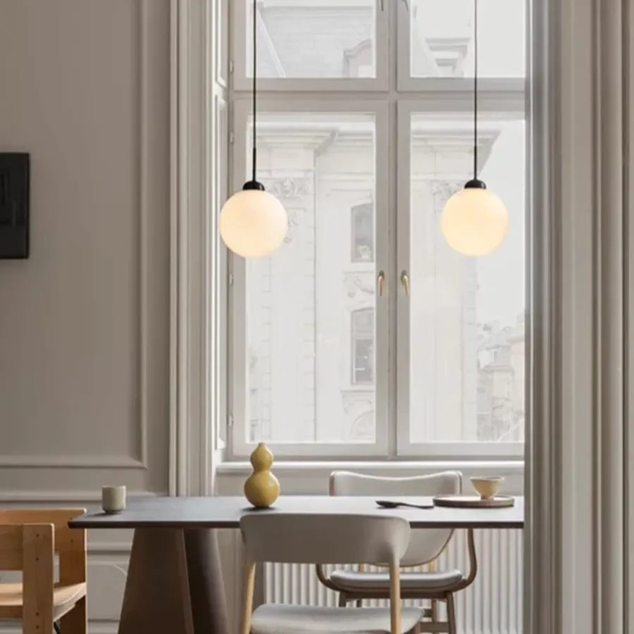 Discount Nuura Apiales 1 taklampe - Satin svart/ opal Svart / Opal